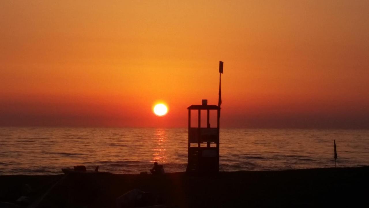 Alberto Quadrilocale A Soli 150M Dal Mare Marina di Castagneto Carducci Bagian luar foto